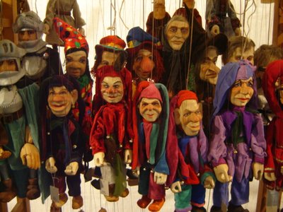 marionettes