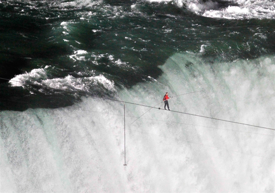 pb-120615-wallenda-739p.photoblog900