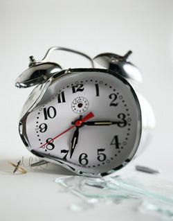 60176-broken_clock_large