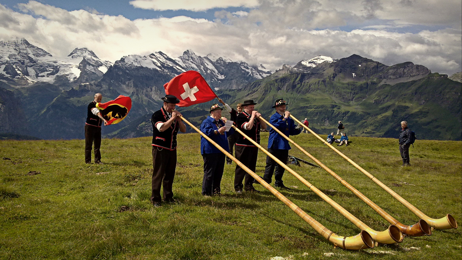 Swiss Central Bank unpegs the volatility genie